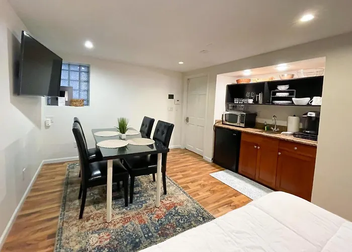 Wrigley Garden Unit